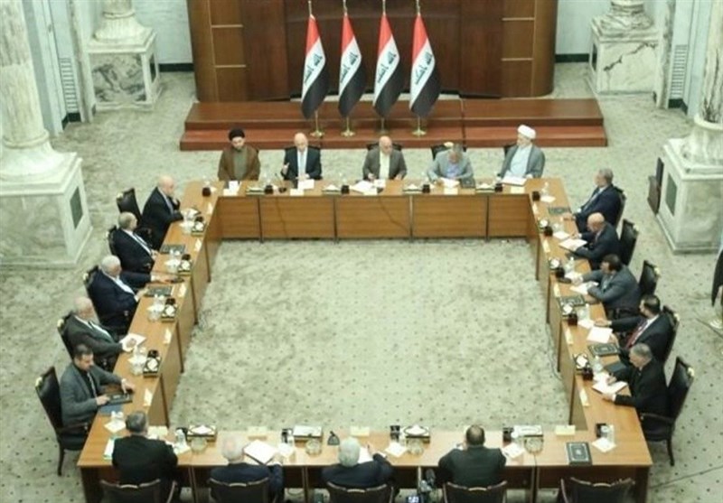 هیئتی ارشد از چارچوب هماهنگی در راه گفتگو با صدر/ تعلیق فعالیت پارلمان عراق/ تعویق برگزاری تظاهرات چارچوب هماهنگی