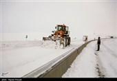 برف 41 محور روستایی در کرمانشاه را مسدود کرد/ امدادرسانی به 224 خودروی گرفتار در کولاک