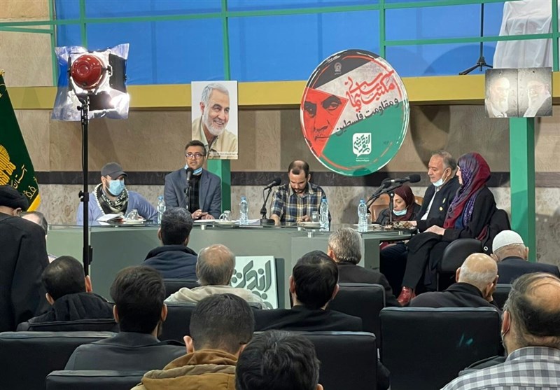 مراسم بررسی مکتب شهید سلیمانی با حضور فعالان رسانه ای بین المللی در مشهد مقدس برگزار شد+تصاویر