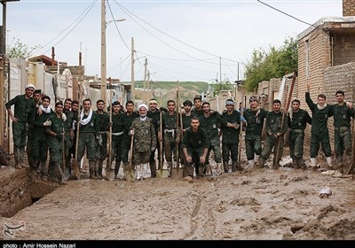 گزارش تسنیم از امدادرسانی بسیجیان به سیلزدگان "مورموری"/ قدردانی مردم از کمکهای شایسته سپاه + فیلم