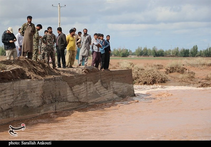 بازگشا‌یی راه 205 روستای سیل‌زده استان کرمان/ تلاش برا ی بازگشایی بقیه مسیرها