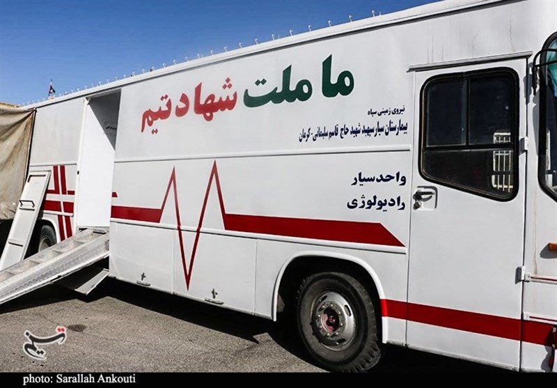 گزارش تسنیم از تداوم خدمت‌‌رسانی سپاه در مناطق سیل‌زده کرمان/ استقرار بیمارستان سیار ‌در ‌رودبار جنوب
