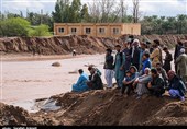 IRGC Sets Up Field Hospital in Flood-Hit Region South of Iran