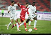 شافعی: پرسپولیس را در شرایط بدی قرار داده‌اند تا تیم رقیب را قهرمان کنند