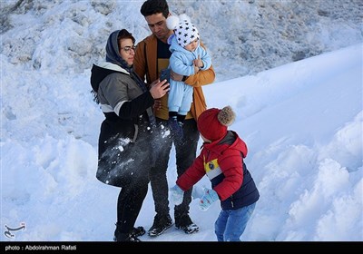 طبیعت زمستانی آبشار گنجنامه همدان