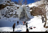 طبیعت زمستانی آبشار گنجنامه همدان