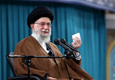 Ayatollah Khamenei Hails Eulogists for Role in Cultural War