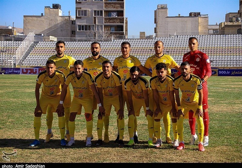 باشگاه فجر سپاسی: میزبانی در ورزشگاه حافظیه یا پارس کمترین خواسته ما است