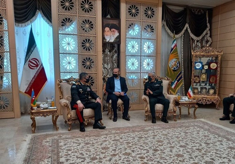 General Bakiri Azerbaycan Savunma Bakanı İle Görüştü