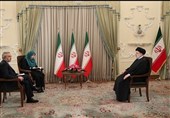 Iran’s President Sees Sanctions Removal as Prerequisite to Any Deal