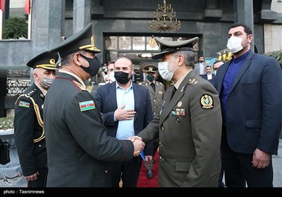 دیدار سپهبد ذاکر حسن اف وزیر دفاع جمهوری آذربایجان با امیر محمدرضا آشتیانی وزیر دفاع