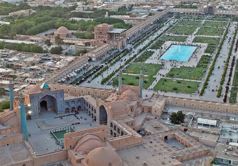 بازدید 4 میلیون گردشگر از جاذبه های تاریخی اصفهان