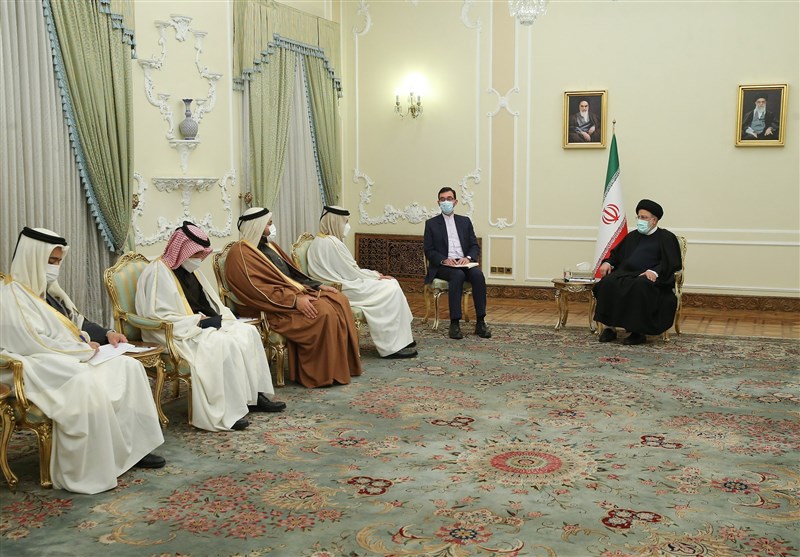 آیة الله رئیسی یتسلم دعوة من أمیر قطر لحضور قمة الدول المصدرة للغاز