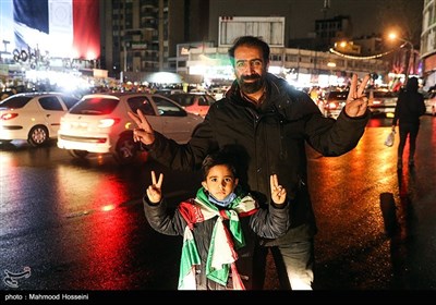 Iranians Rejoice at National Team’s Qualification for FIFA World Cup