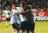 انتخابی جام جهانی 2022| آرژانتین بدون مسی بر شیلی غلبه کرد/ توقف برزیل در شب گلزنی سوارس برای اروگوئه