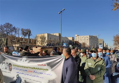 پیکر مطهر مادر شهیدان کارور در حرم حضرت عبدالعظیم (ع) آرام گرفت