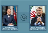 مباحثات هاتفیة بین وزیری خارجیة إیران وأذربیجان