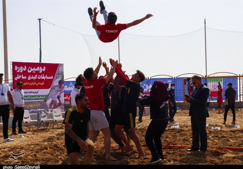 برگزاری مسابقات کبدی ساحلی قهرمانی کارگران کشور در بندرعباس از دریچه دوربین
