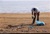 انباشت زباله یادگار گردشگران در جزیره هرمز؛ حمایت از خلیج فارس را در عمل هم دنبال کنیم