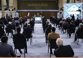 تولیدکنندگان و فعالان اقتصادی با امام خامنه‌ای دیدار کردند