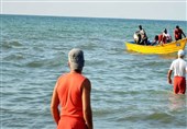 نجات 139 سرنشین یک شناور در بندر چارک