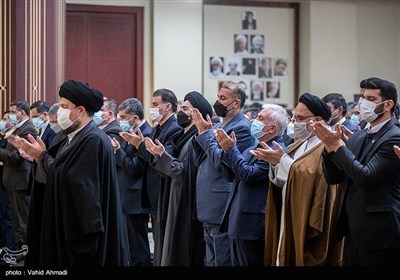تجدید میثاق وزیر و کارکنان وزارت امور خارجه با آرمان‌های امام راحل