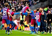 لالیگا|پیروزی قاطع بارسلونا مقابل اتلتیکومادرید با گلزنی و اخراج دنی آلوز / کاتالان‌ها به رده چهارم صعود کردند