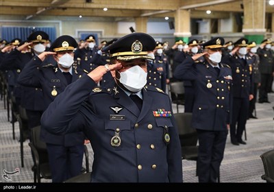 دیدار جمعی از فرماندهان و افسران نیروی هوایی ارتش با رهبر معظم انقلاب
