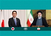 Iran’s President, Japanese PM Call for Enhancement of Ties