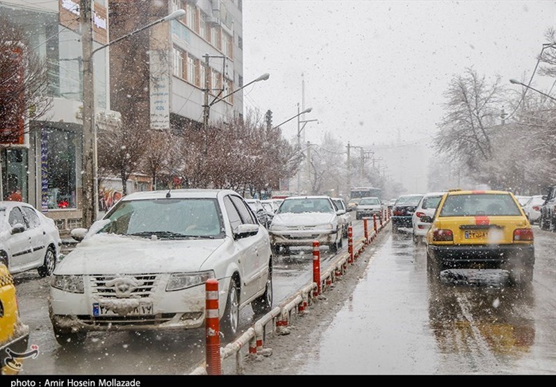 تردد در محورهای کوهستانی استان زنجان با زنجیر چرخ امکان‌پذیر است