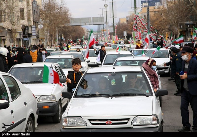 راهپیمایی خودرویی و موتوری 22 بهمن در قزوین به روایت تصویر