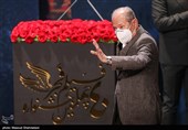 علی نصیریان در اختتامیه چهلمین جشنواره فیلم فجر