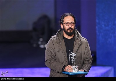 امیرحسین عسگری برنده سیمرغ جایزه ویژه داوران در مراسم اختتامیه چهلمین جشنواره فیلم فجر