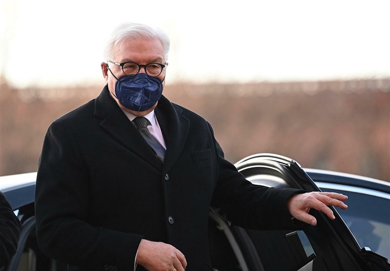 نخست وزیر اوکراین به برلین سفر می‌کند/ اولاف شولتز: انصراف کامل از گاز روسیه مسئولانه نیست