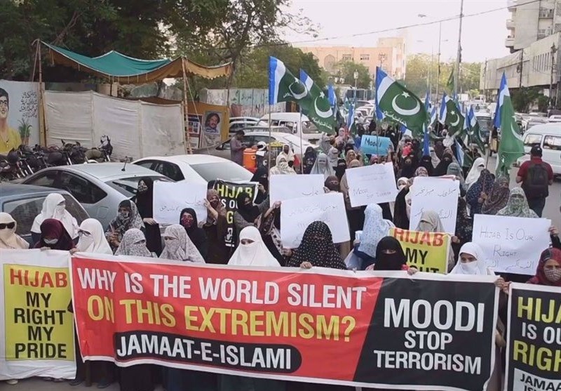 ادامه تعطیلی دانشگاه‌های ایالت کارناتاکای هند بعد از اعتراضات به ممنوعیت حجاب