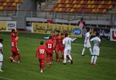 لیگ برتر فوتبال| پیروزی فولاد مقابل آلومینیوم با گلزنی مدافع سابق استقلال