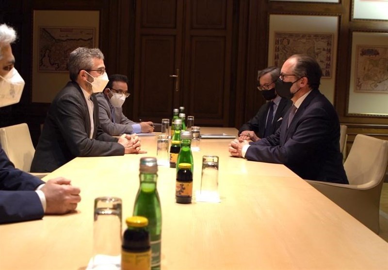 دیدار علی باقری و وزیر خارجه اتریش در حاشیه مذاکرات وین