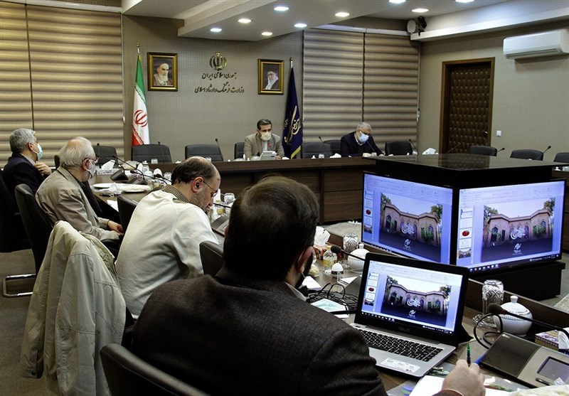 وزیر ارشاد: تولیدات بنیاد فارابی باید در تراز فرهنگ انقلاب اسلامی باشد