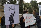تجمع دانشجویان دانشگاه تهران مقابل سفارت هند