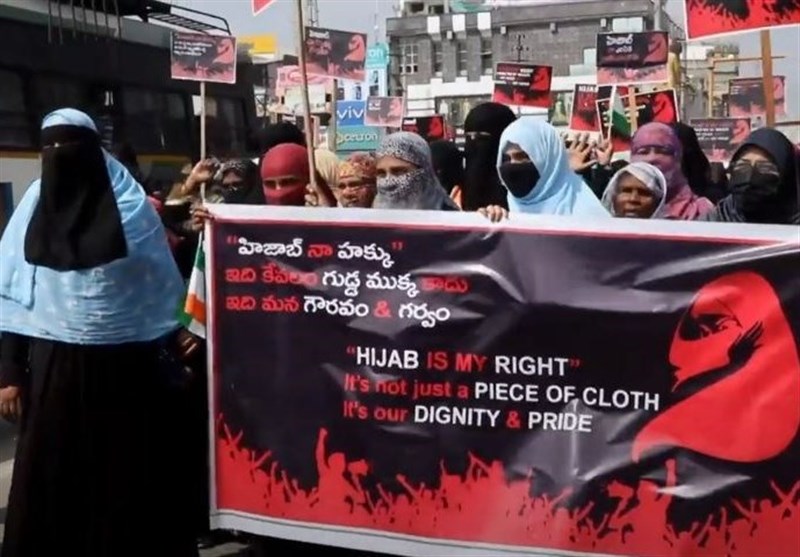 Hundreds of Women Rally in India’s Chittoor against Hijab Ban (+Video)