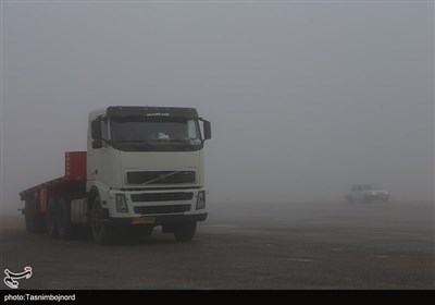  وضعیت راه‌های کشور؛ بارش باران، برف و مه‌گرفتگی در جاده‌های ۱۲ استان 