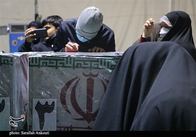  وداع مردم کرمان با پیکر مطهر ۴ شهید گمنام دوران دفاع مقدس به روایت تصویر 