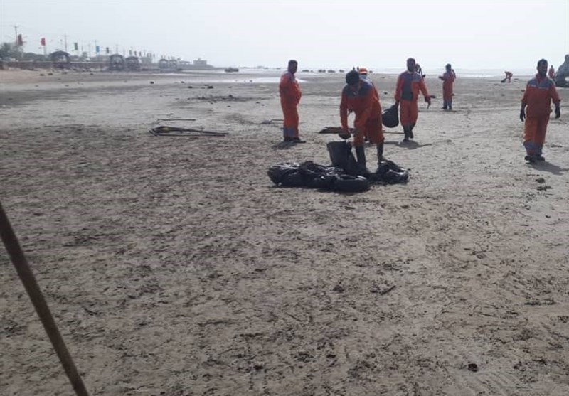 آلودگی نفتی در ساحل بوشهر پیگیری قضایی می‌شود