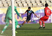 لیگ برتر فوتبال| تقسیم امتیاز پیکان و تراکتور در مسابقه‌ای که زود تمام شد!