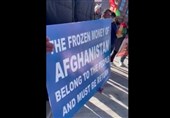 معترضان در لندن: مصادره دارایی‌های افغانستان غیرقانونی است