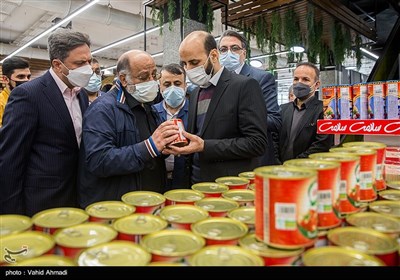 بازدید رئیس سازمان تعزیرات حکومتی از دو فرشگاه زنجیره ای در تهران