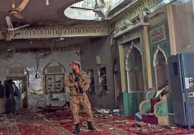 World Condemns Daesh Bombing of Shiite Mosque in Pakistan