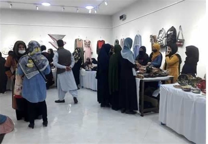 برگزاری نمایشگاه صنایع دستی زنان در غرب افغانستان