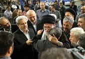 امام خامنه‌ای: ارزش جانبازان از شهدا کمتر نیست و گاهی بیشتر است