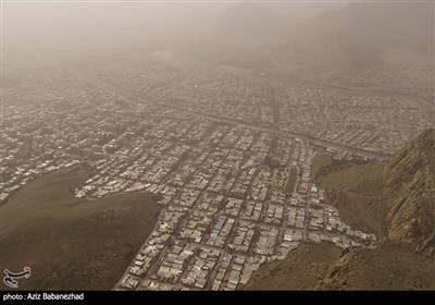 تصاویر هوایی از هجوم ریزگردها به خرم آباد